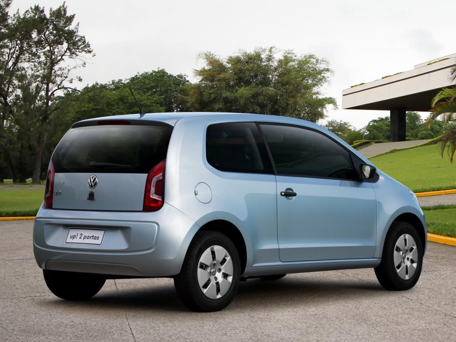  Volkswagen up! 3-Door 2014 года  (BR) (фото 4 из 8)